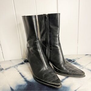 Bronx Black Leather Pointed Toe Heels. Made in Brazil. Size 9 1/2 M.